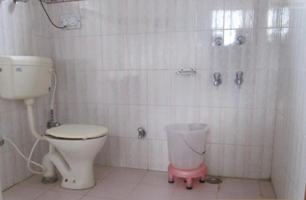 Akash Hills Hotel Manāli Стая снимка